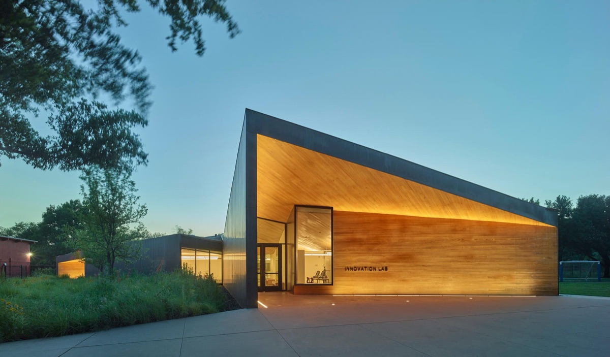Andrew Hillman. The Lamplighter School Innovation Lab in Dallas, supported by the Hillman Family Room gift